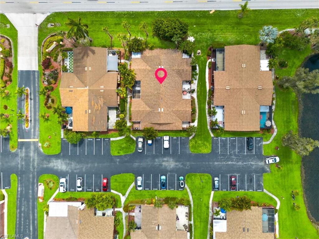 ROYAL WOODS - Residential