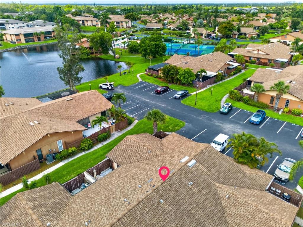 ROYAL WOODS - Residential