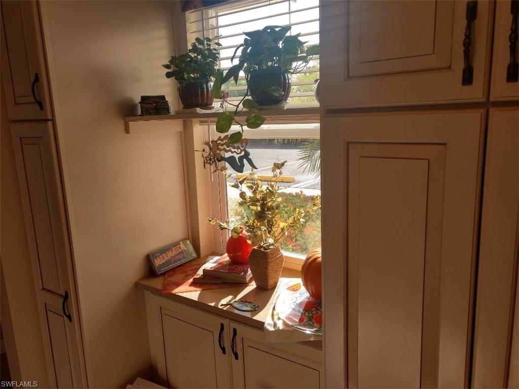 SEVEN LAKES - Residential