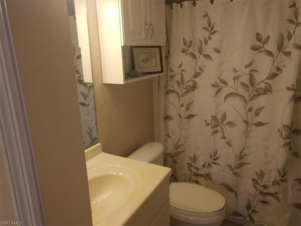 SEVEN LAKES - Residential