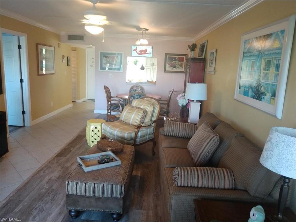 SEVEN LAKES - Residential