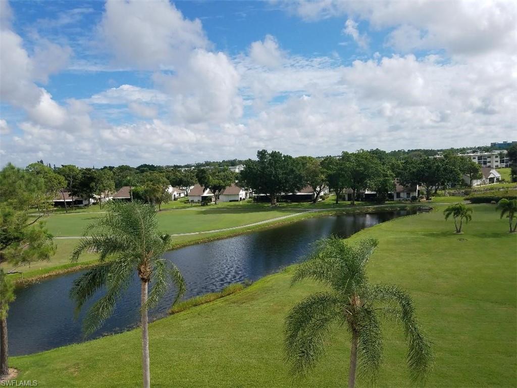 SEVEN LAKES - Residential