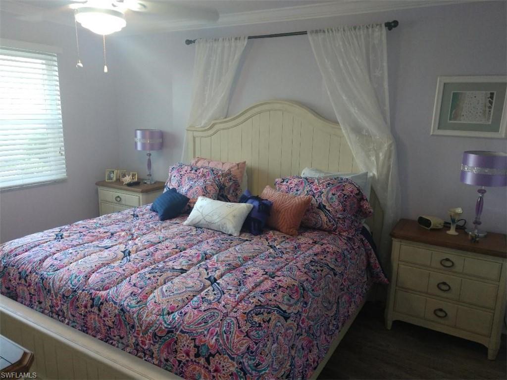 SEVEN LAKES - Residential