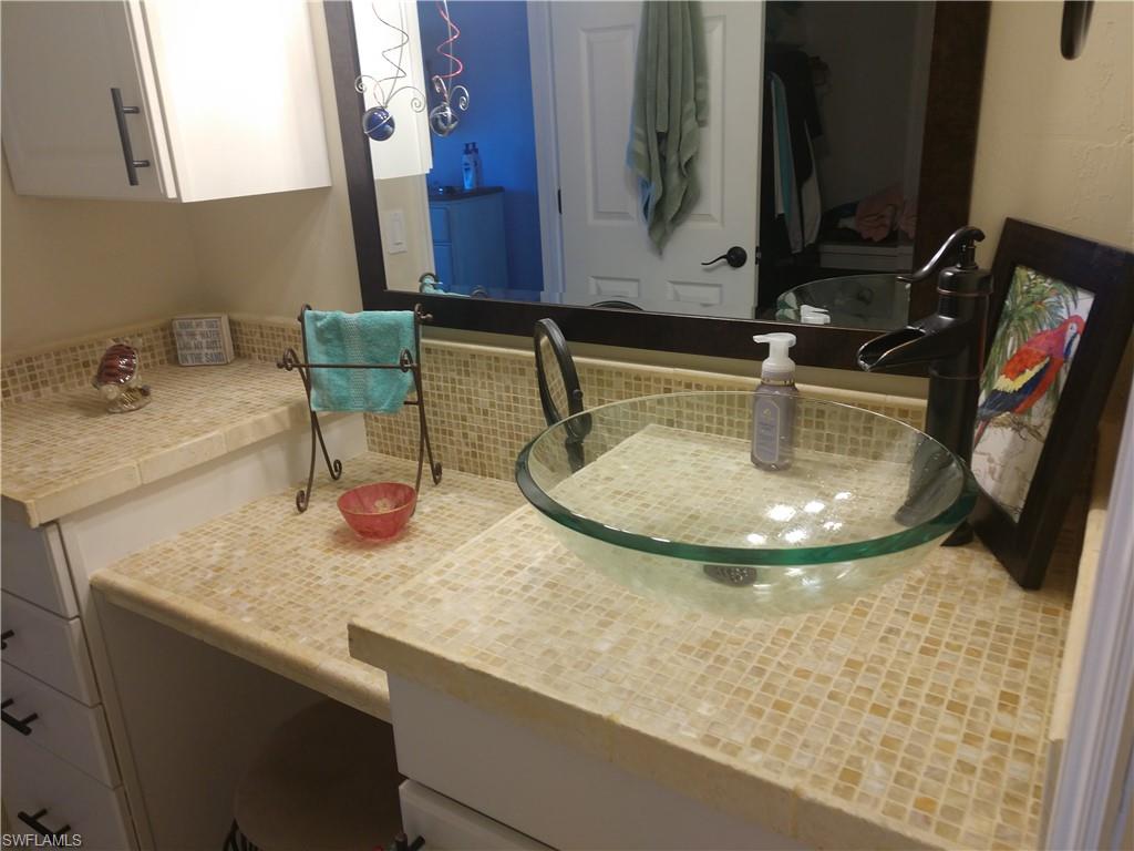 SEVEN LAKES - Residential