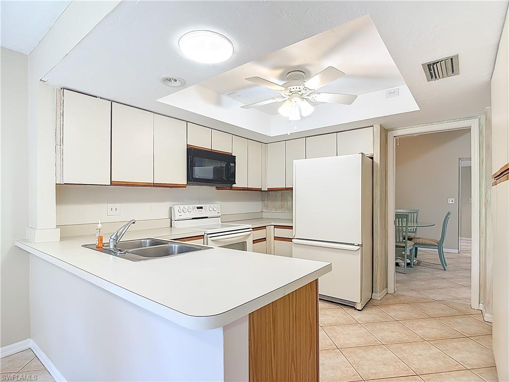 FOREST VILLAS - Residential