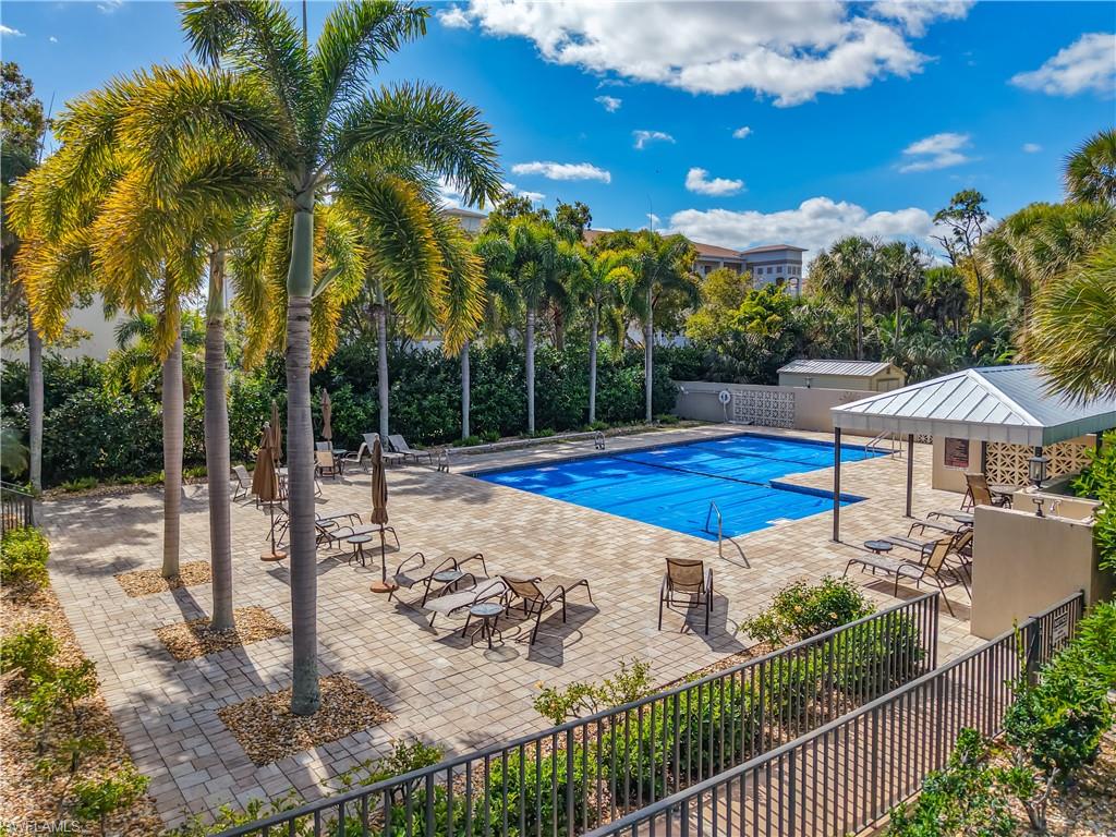 FOREST VILLAS - Residential