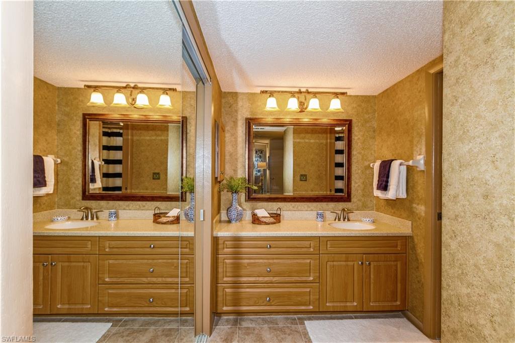 FAIRWAYS - Residential