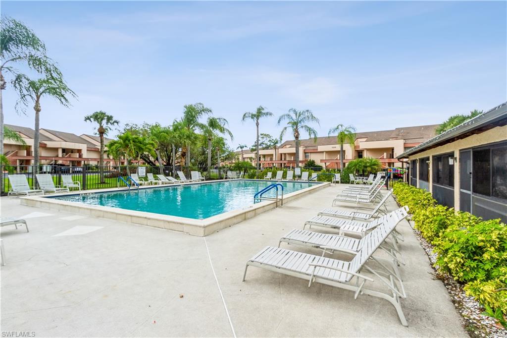 FAIRWAYS - Residential