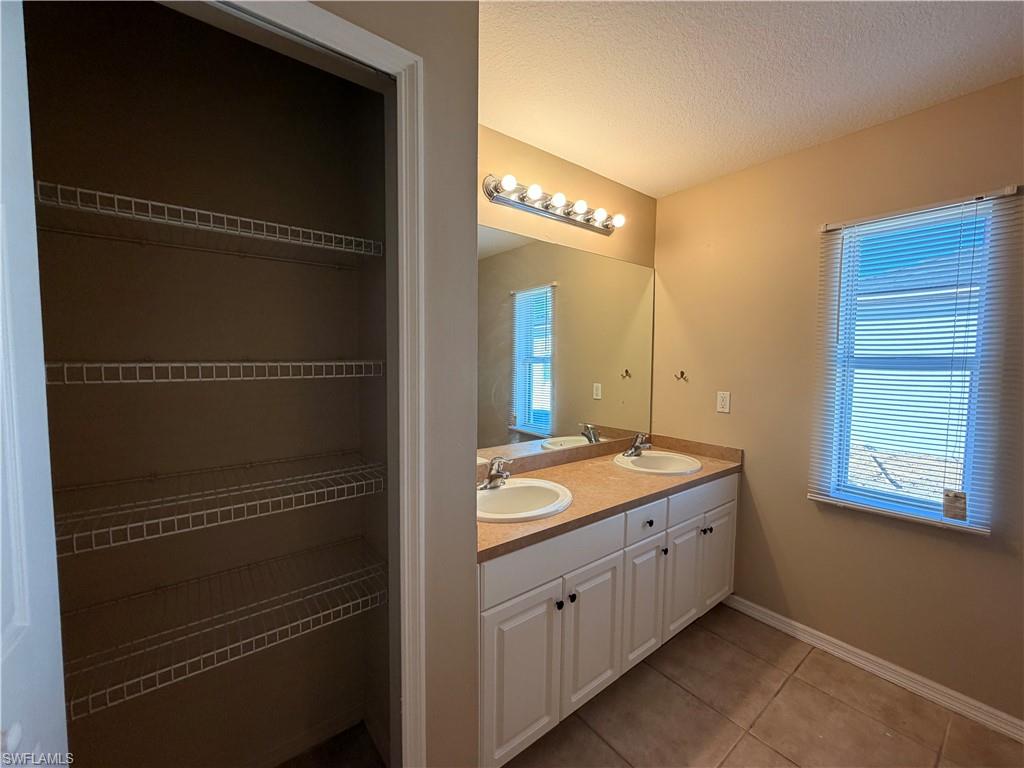 LEHIGH ACRES - Residential Lease