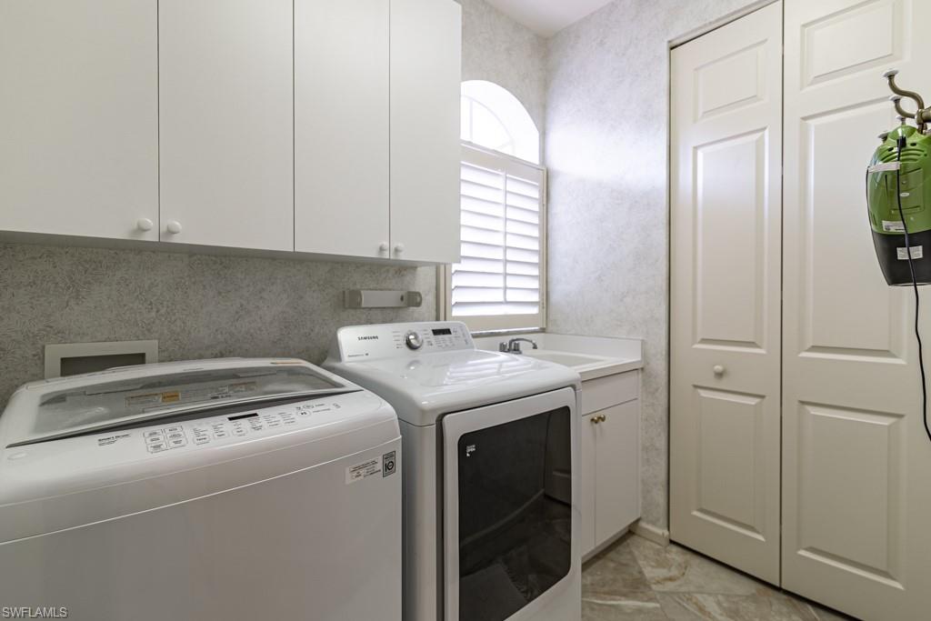 CRESCENT - Residential Lease