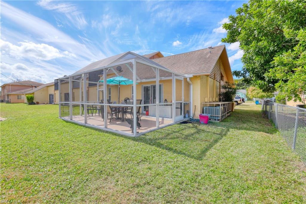 CAPE CORAL - Residential