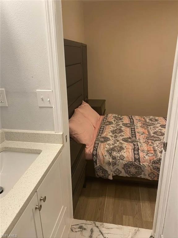 NAPLES 701 - Residential Lease