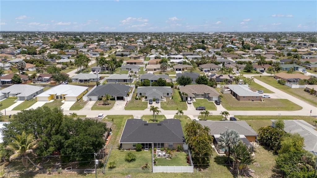 CAPE CORAL - Residential