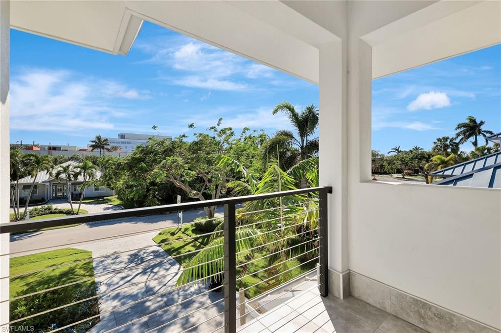 OLDE NAPLES - Residential