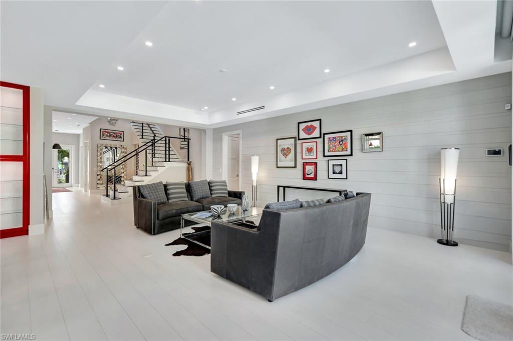 OLDE NAPLES - Residential