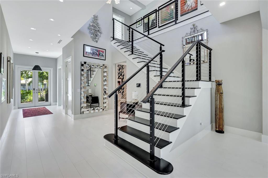 OLDE NAPLES - Residential