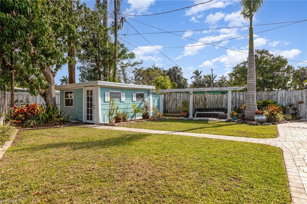 ALABAMA GROVE TERRACE - Residential