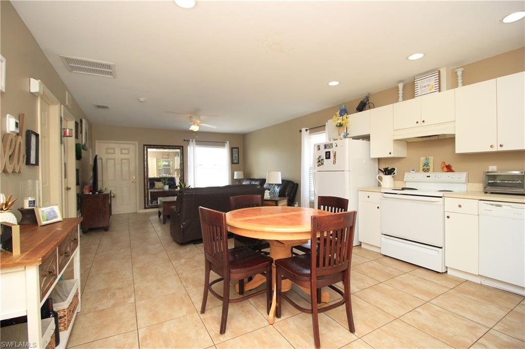 GOLDEN GATE CITY - Residential