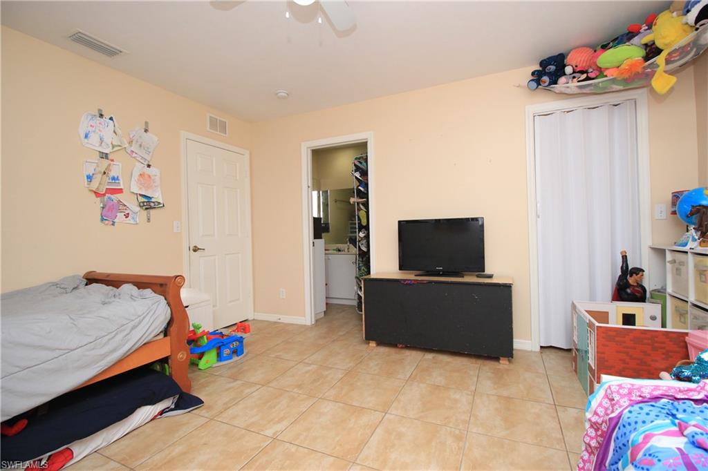 GOLDEN GATE CITY - Residential