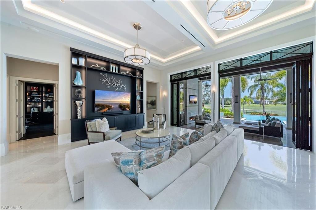 QUAIL WEST - Residential