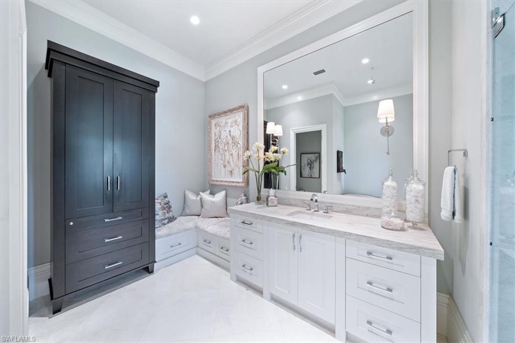 QUAIL WEST - Residential