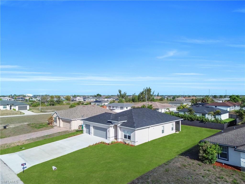 CAPE CORAL - Residential
