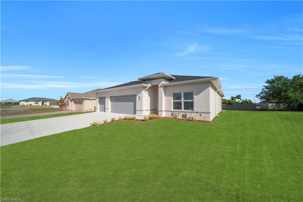 CAPE CORAL - Residential