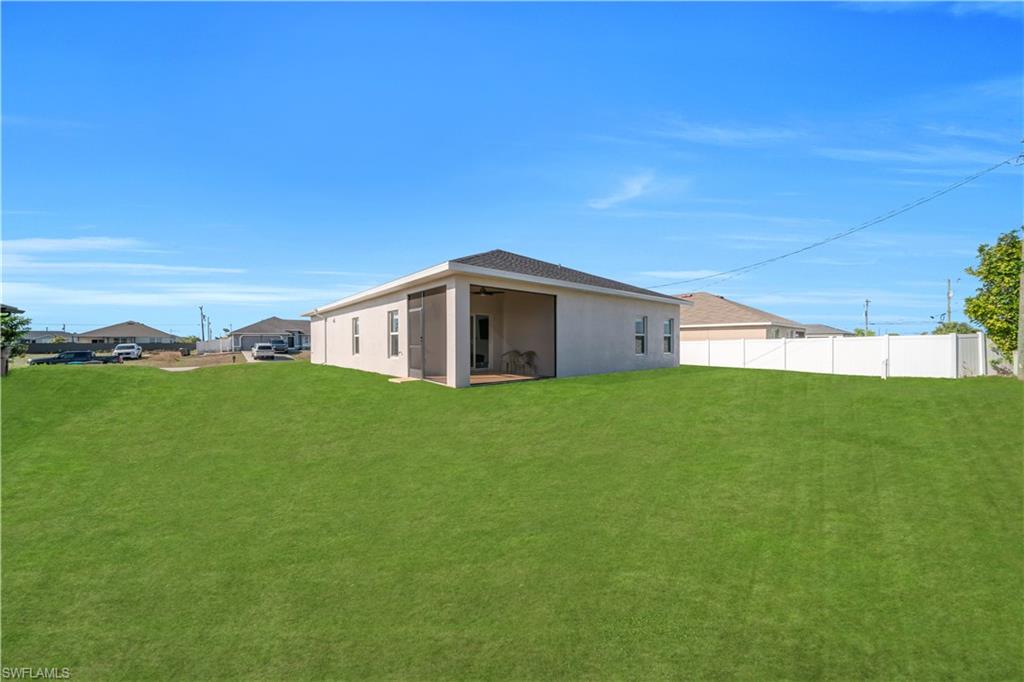 CAPE CORAL - Residential