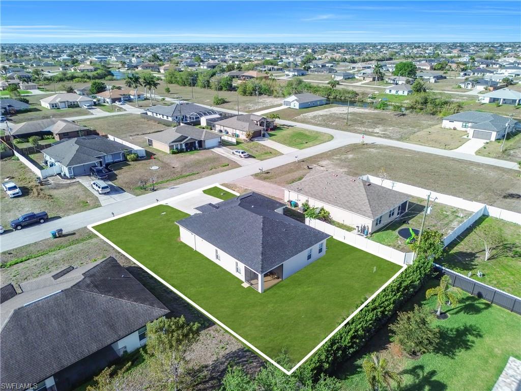 CAPE CORAL - Residential