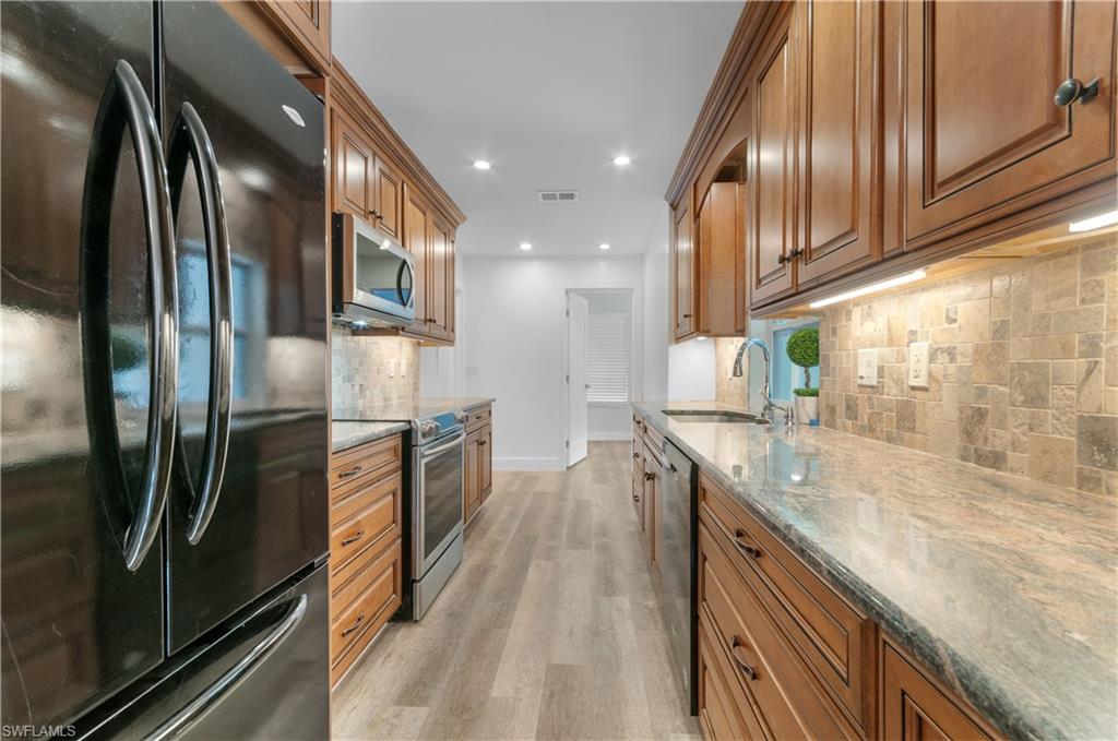 GOLDEN GATE ESTATES - Residential