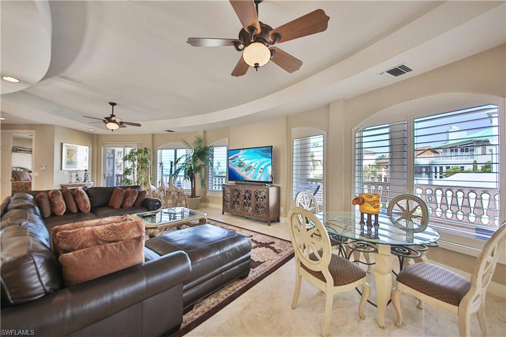 BAREFOOT BEACH - Residential