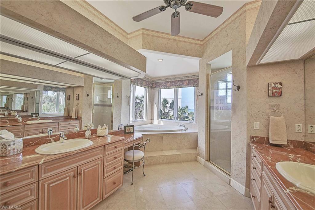 BAREFOOT BEACH - Residential