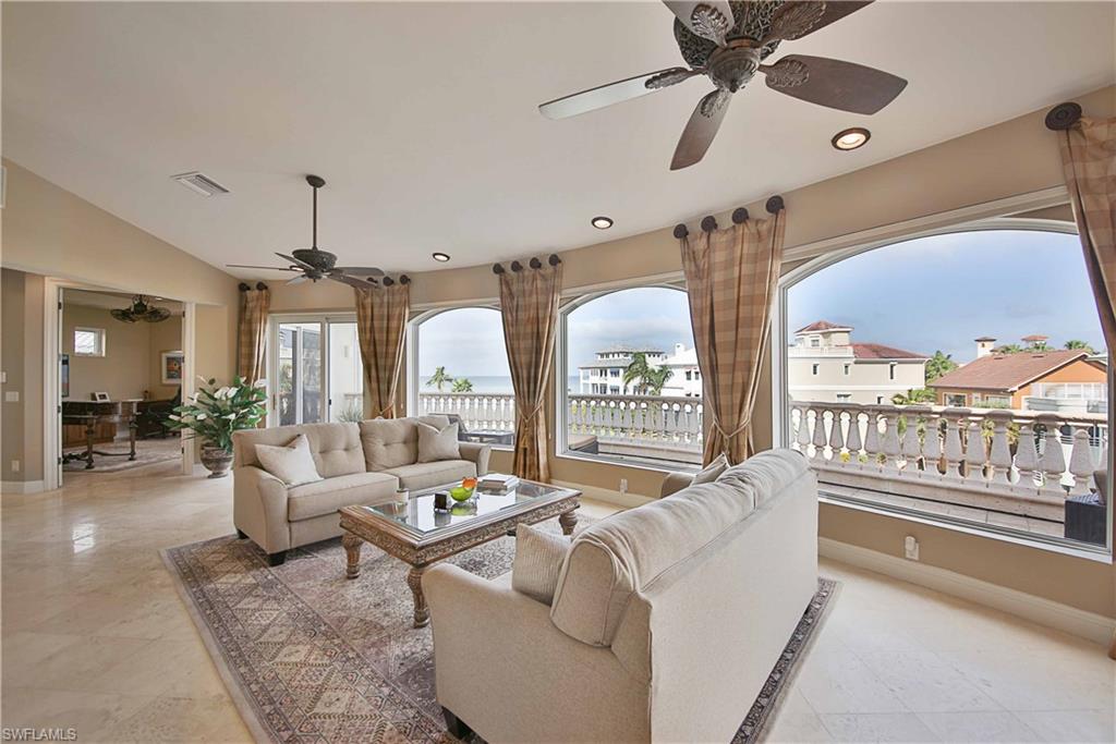 BAREFOOT BEACH - Residential