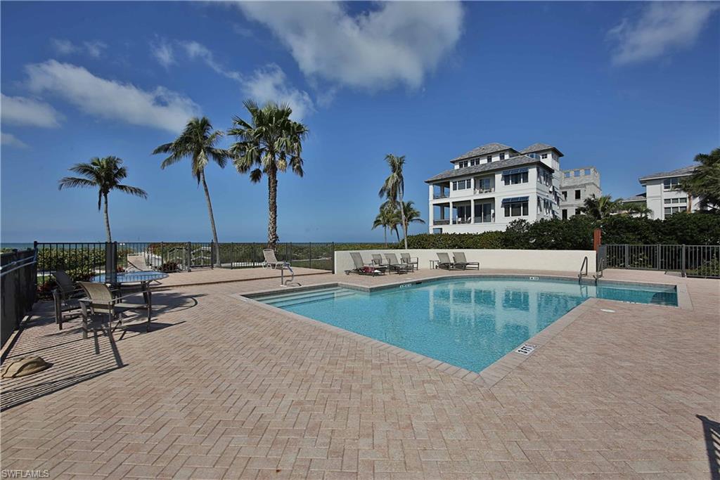 BAREFOOT BEACH - Residential