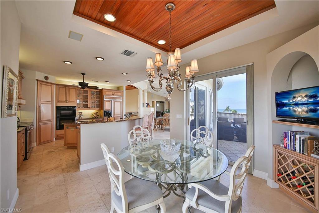 BAREFOOT BEACH - Residential