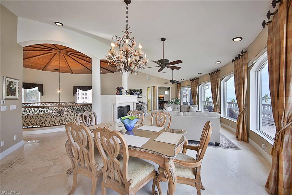 BAREFOOT BEACH - Residential