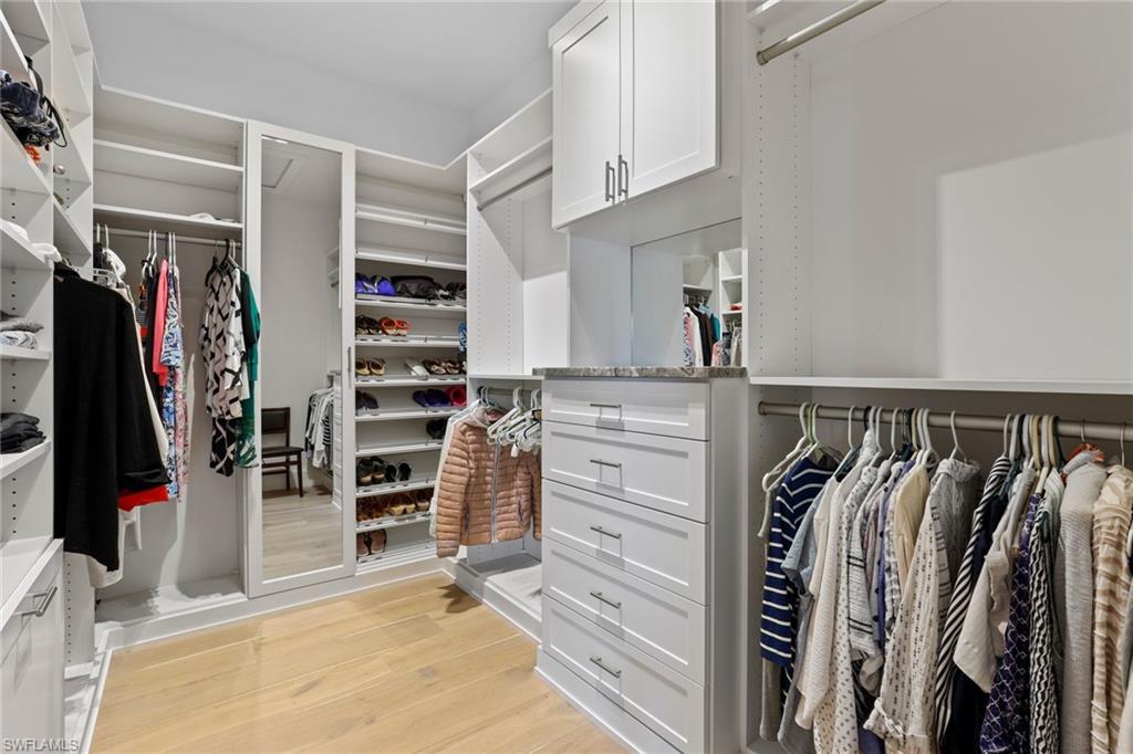 AQUALANE SHORES - Residential