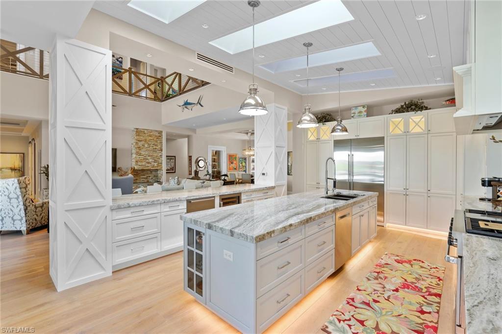 AQUALANE SHORES - Residential