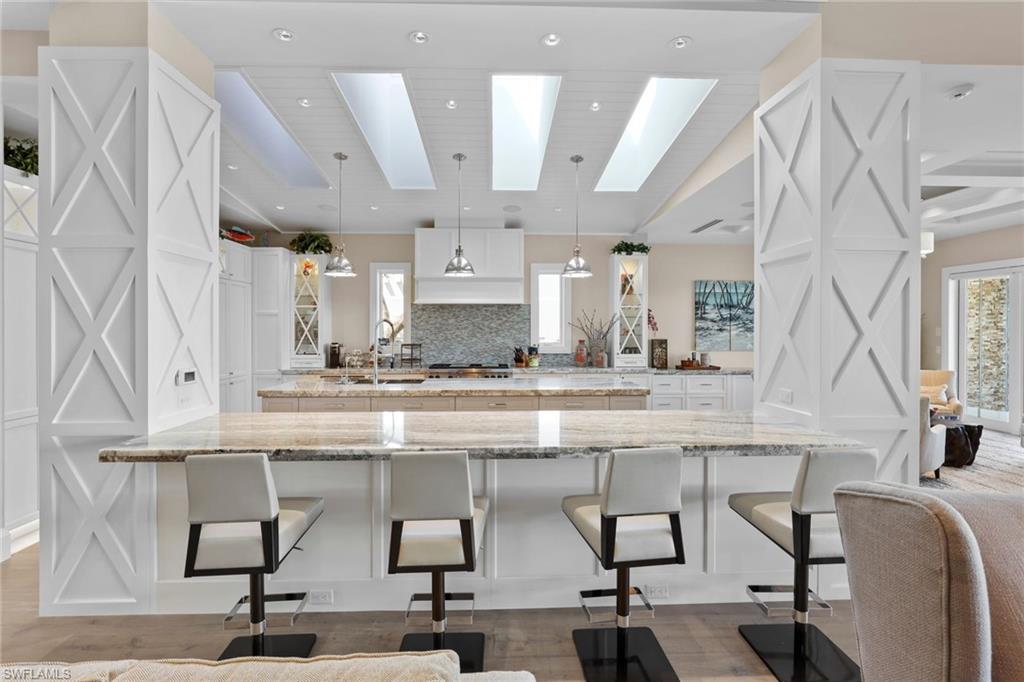 AQUALANE SHORES - Residential