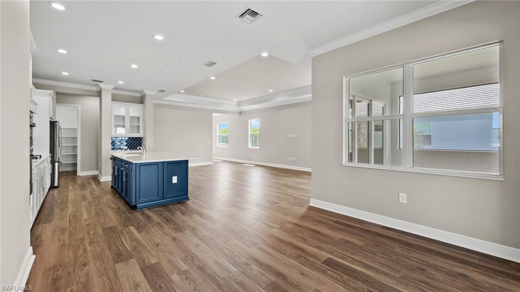 SKYSAIL - Residential