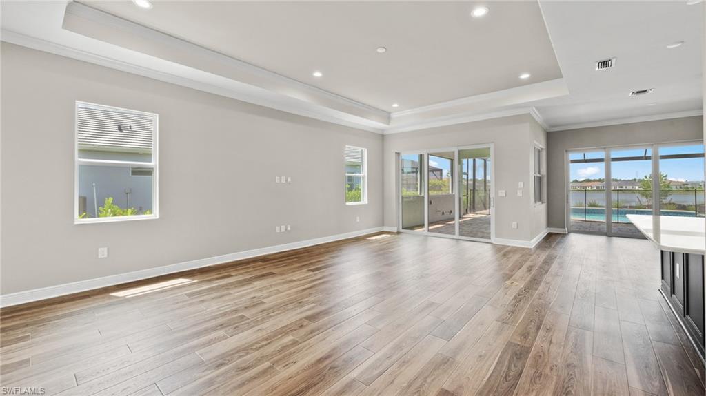 SKYSAIL - Residential