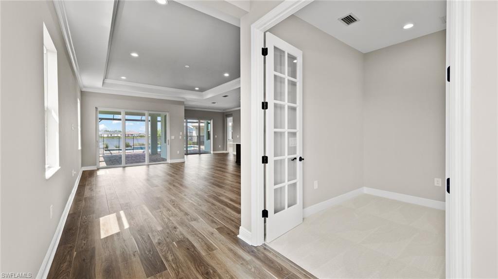 SKYSAIL - Residential