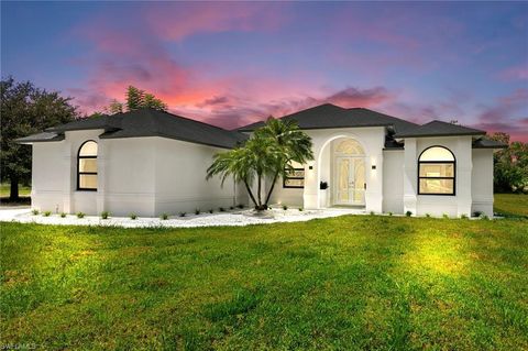 221 10th ST SE NAPLES FL 34117