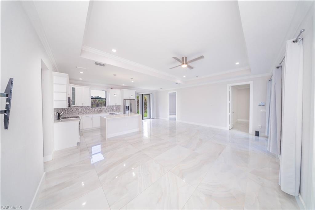 GOLDEN GATE ESTATES - Residential