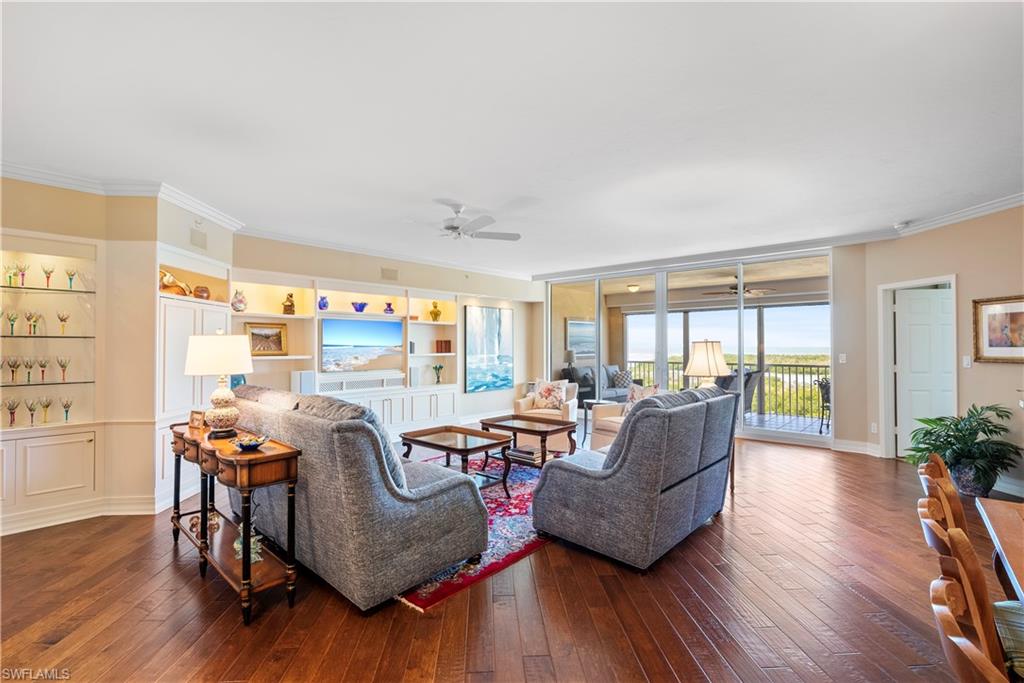 445 Dockside DR B903