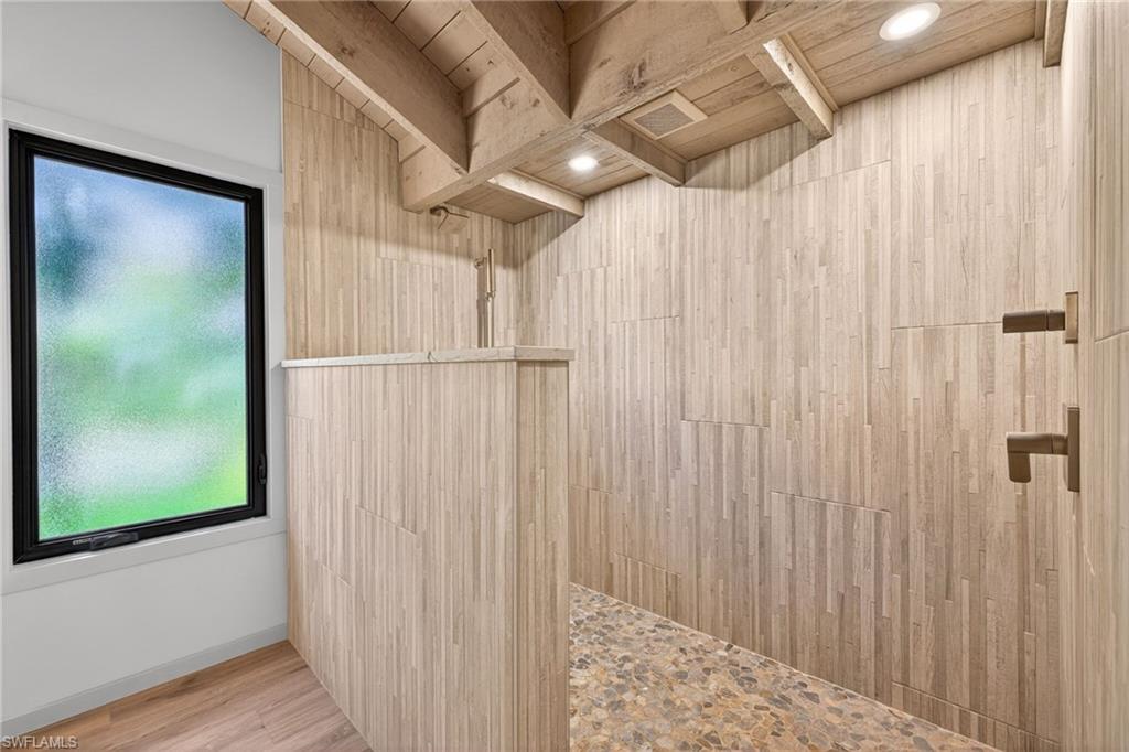 METES AND BOUNDS - Residential