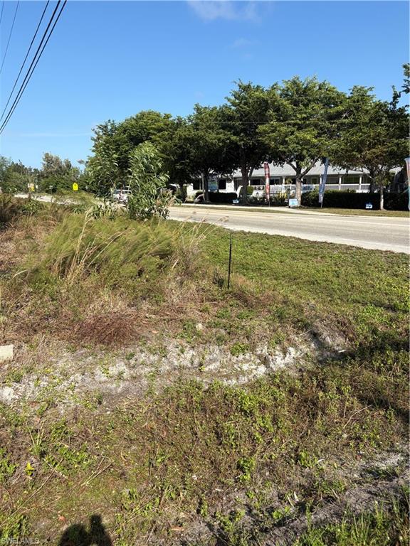 PINE ISLAND CENTER - Land