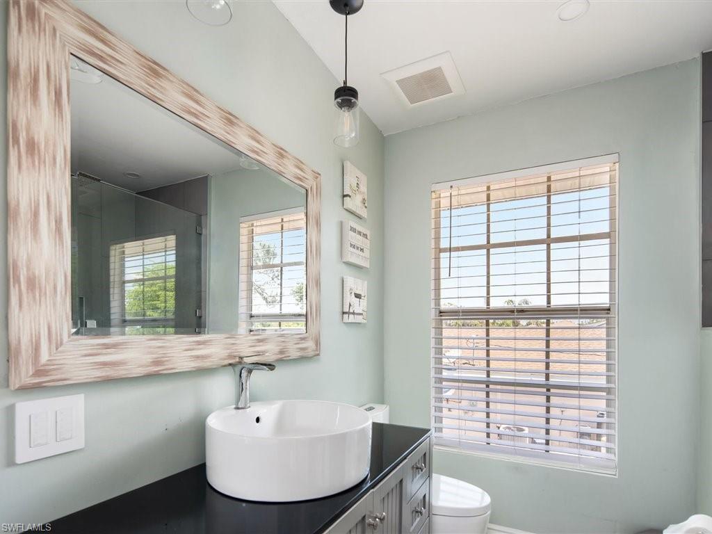 SAN CARLOS PARK - Residential