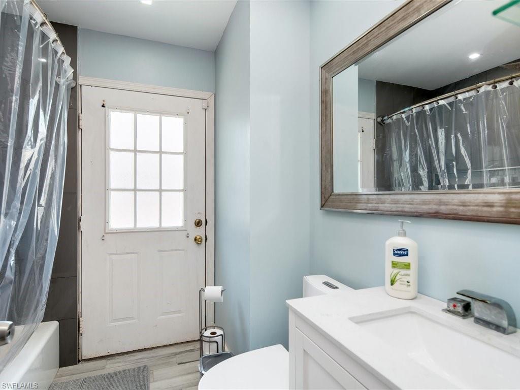 SAN CARLOS PARK - Residential