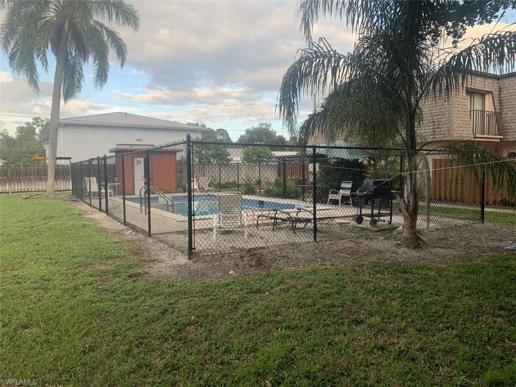 PLAZA DE MANANA CONDO - Residential